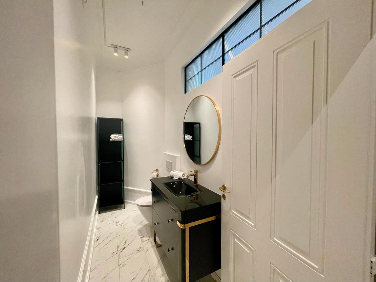 Beautiful 3 Bedroom Flat Next To The Marble Church Copenhague Exterior foto