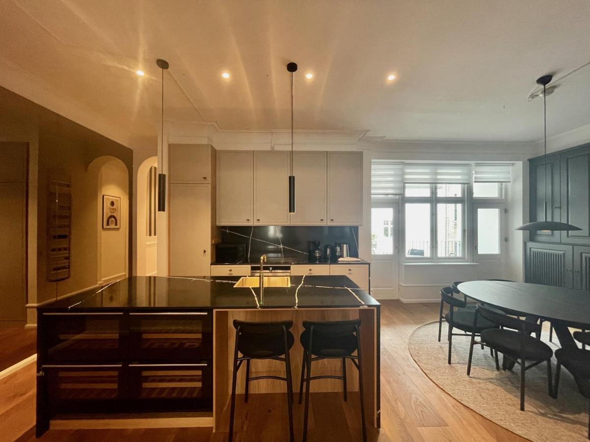 Beautiful 3 Bedroom Flat Next To The Marble Church Copenhague Exterior foto