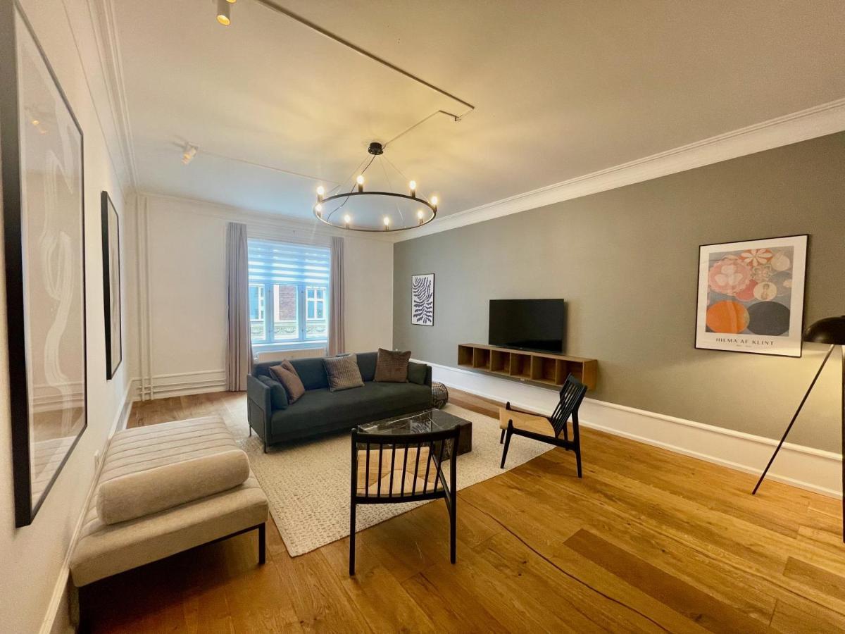 Beautiful 3 Bedroom Flat Next To The Marble Church Copenhague Exterior foto
